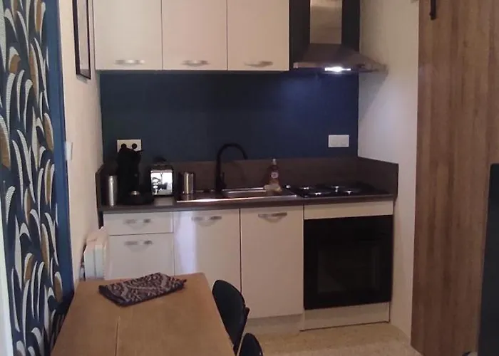 Le Nid Du Rossignol Дом отдыха Ним